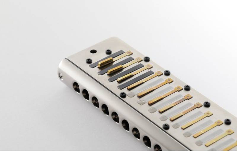 suzuki bass harmonica